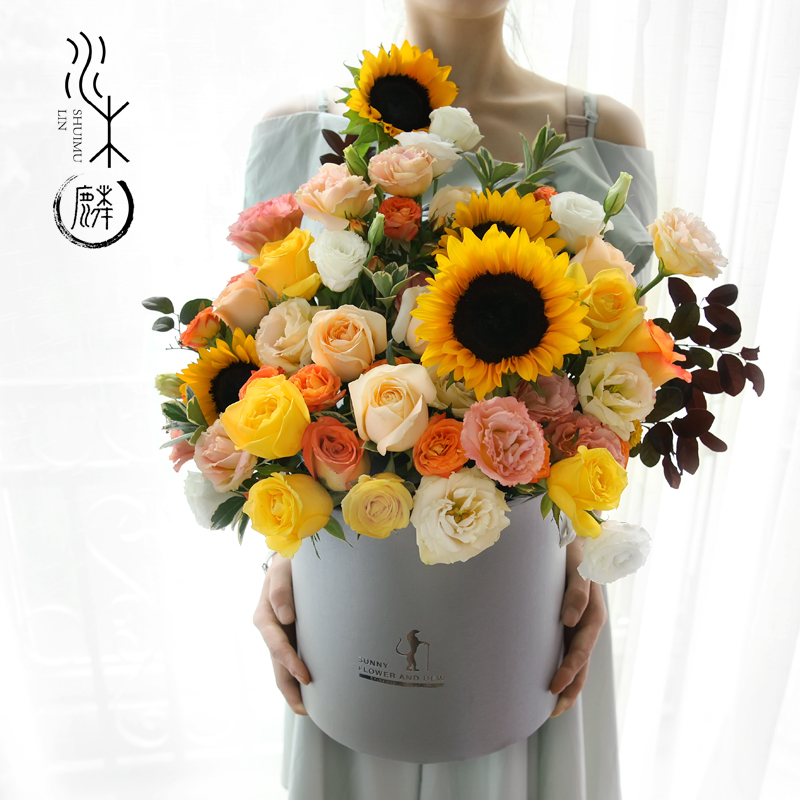 向日葵抱抱桶送花订花毕业花束厦门水木麟鲜花速递同城花店配送