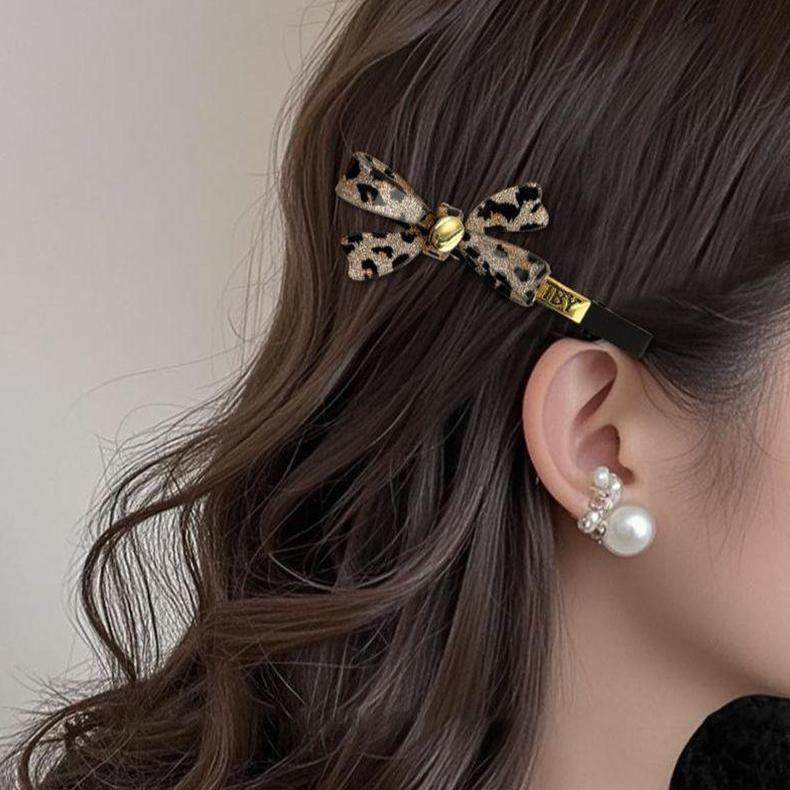 高级感豹纹蝴蝶结水钻侧边刘海夹秋冬轻奢精致前额碎发鸭嘴夹发夹,饰品/流行首饰/时尚饰品新,发饰,淘宝优惠券,粉丝福利购,淘宝优惠卷