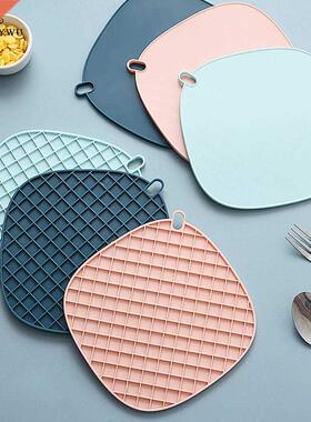 1PCs 16cm Square Heat Resistant Silicone Mat Drink Cup