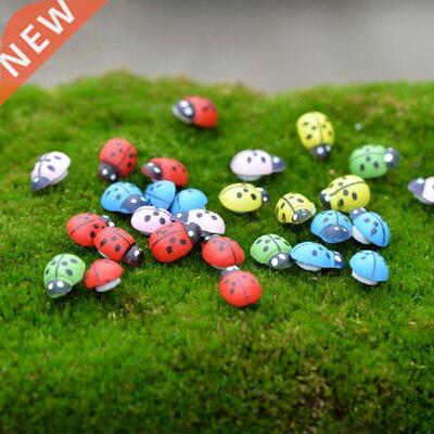 100Pcs/Bag Mini Pine Wooden Ladybug Sponge Self-aesive