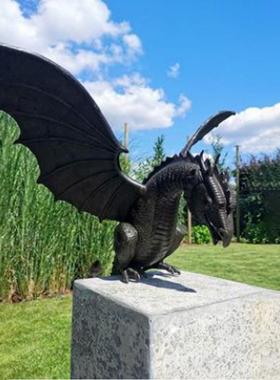 喷水恐龙树脂动物艺术花园农场跨境电商北美欧洲产品非质量不退换