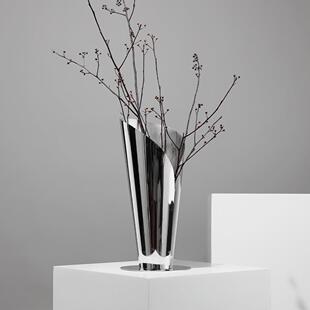 饰插花器 简约现代轻奢不锈钢艺术花瓶摆件样板间售楼处餐厅客厅装