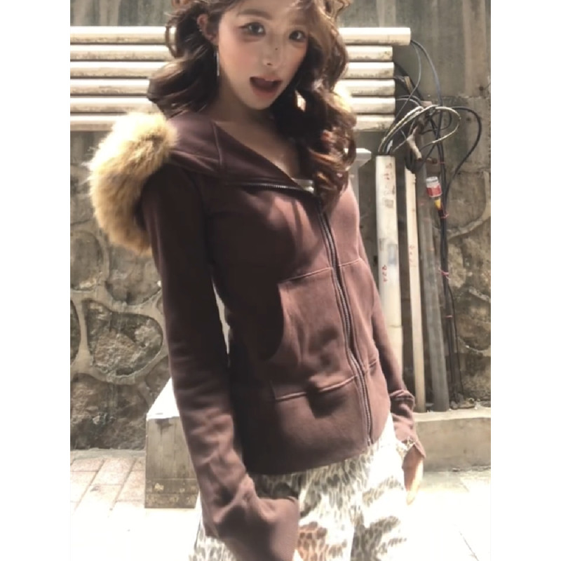 美式复古棕色毛领连帽卫衣开衫女秋季设计感小众收腰短款上衣外套,女装/女士精品,卫衣/绒衫,淘宝优惠券,粉丝福利购,淘宝优惠卷