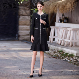 艾尚臣高智通勤 小香风黑色连衣裙女中长款珍珠扣气质收腰鱼尾裙