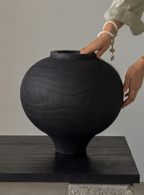 侘寂风花瓶摆件客厅插花高级感黑色圆形复古大花器民宿玄关装饰