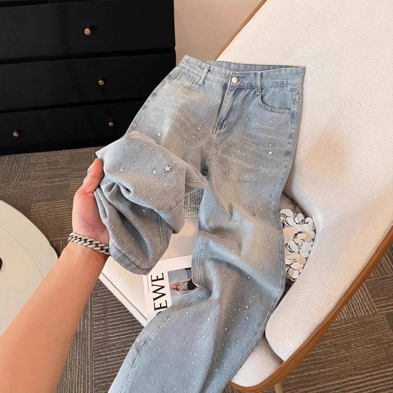 浅蓝色重工烫钻直筒牛仔裤女2026年新款高腰宽松显瘦窄版阔腿裤子