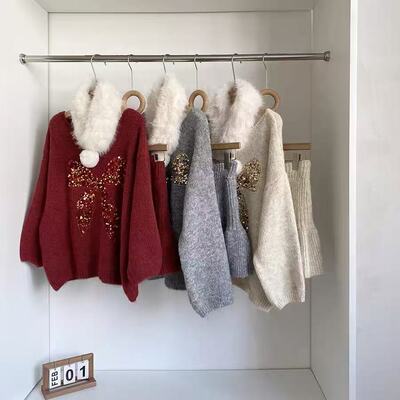 法式慵懒风红色重工亮片蝴蝶结毛衣女宽松配围脖针织衫