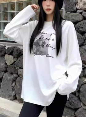 2025新款长袖T恤女宽松大版百搭人像印花圆领上衣