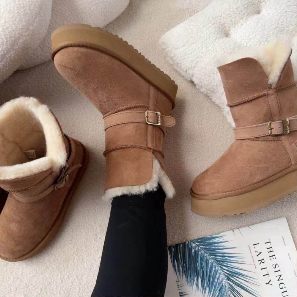 冬季羊皮毛一体雪地靴女羊毛雪地棉鞋保暖机车骑士靴加绒加厚羊毛