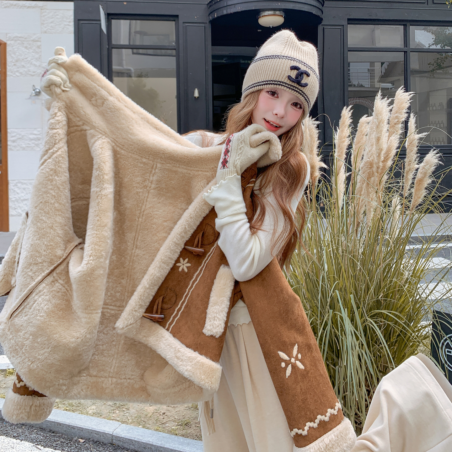 现货2025年冬季新款雪花刺绣皮毛一体外套203-9568-P195-K288，女装短外套，浙宝203