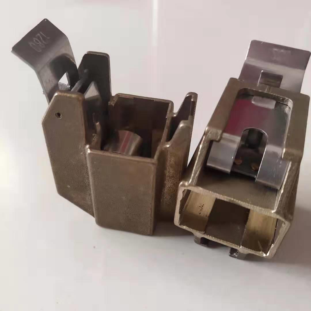 供应风电防雷接地刷架schunk20*32*60国产化电刷防雷碳刷握