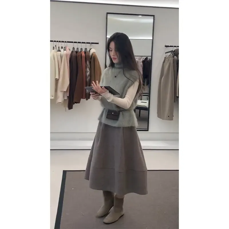 秋冬新款高领马甲背心叠穿打底衫上衣女高腰半身裙套装
