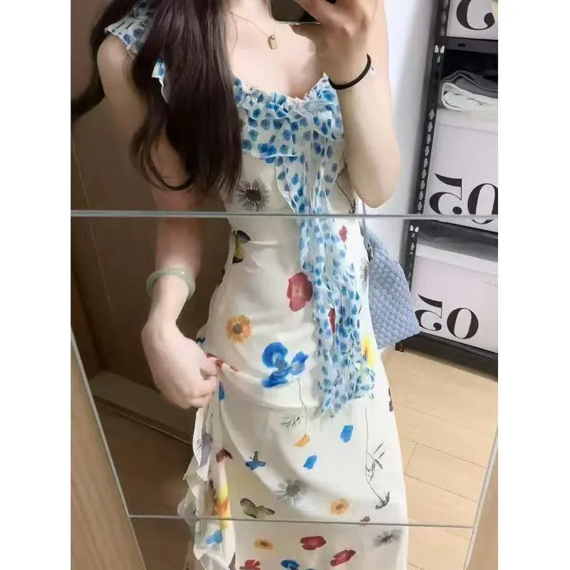 法式多巴胺V领碎花连衣裙子女夏季度假风时尚绝美超仙女俢腰长裙