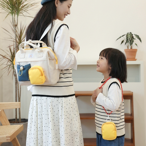 撞色大容量轻便多功能妈咪包