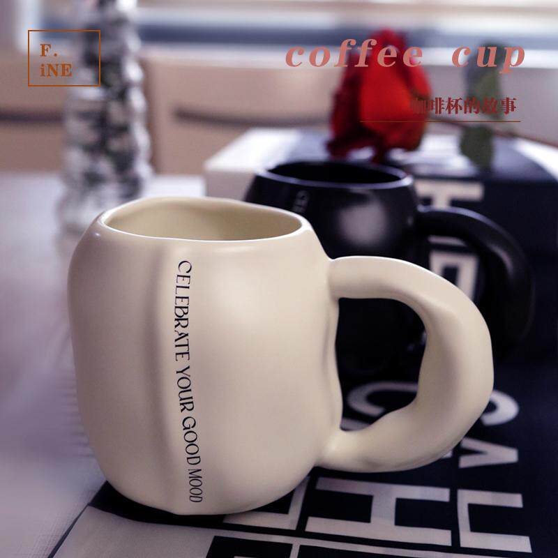 简约黑白字母陶瓷马克杯高颜值喝水杯子情侣女生办公家用咖啡杯子