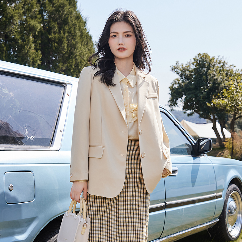 春季西装外套Lucidy/鲁思蒂