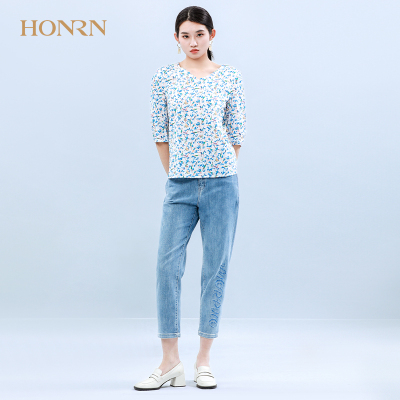 HONRN/红人休闲白底v领短袖衬衫