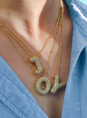 欧美跨境不锈钢18K金镶锆石26个英文气泡字母项链吊坠亚马逊饰品