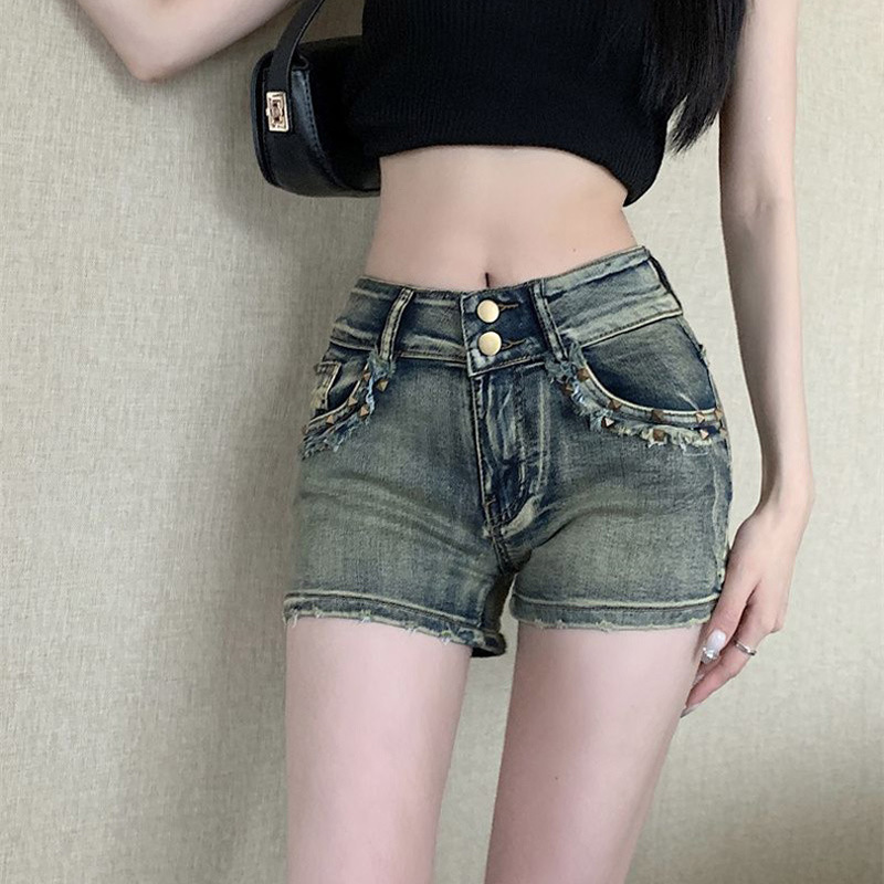 美式牛仔短裤女包臀直筒复古铆钉设计感弹力低腰紧身辣妹热裤子