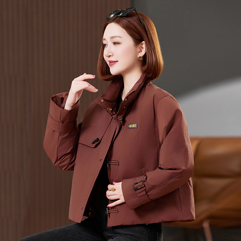 90白鸭绒2025年冬季安哥拉红小个子时尚潮流显瘦新款羽绒服宽松