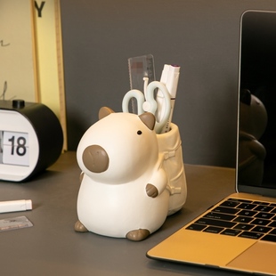 卡皮巴拉小摆件桌面可爱笔筒办公室趣味创意陶瓷收纳筒化妆刷礼物