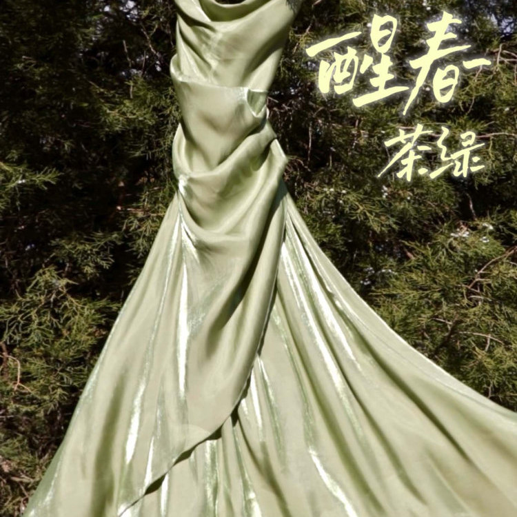 法式独特别致吊带连衣裙