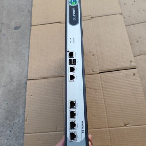 可维修深信服 M5400 AC 防火墙，，成色如图，有议价