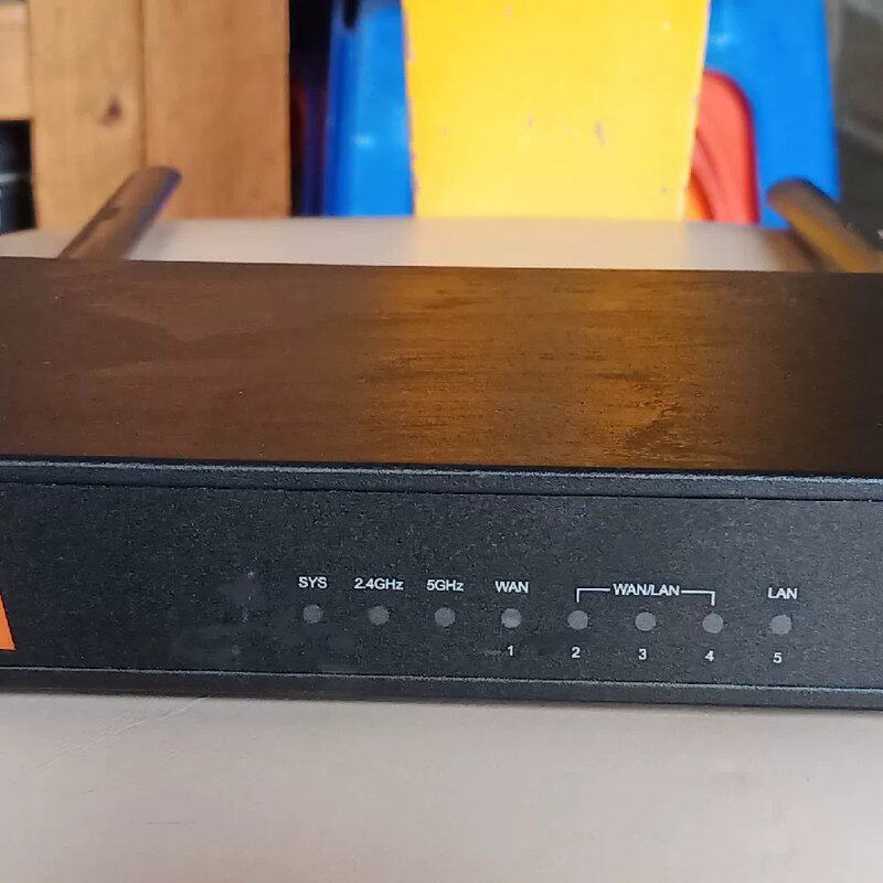 可维修业路由器,型号W15E,腾达千兆双频企业路由器,正常使议价