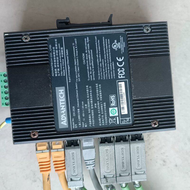 可维修研华工业交换机八口,型号:EKⅠ-2528100议价