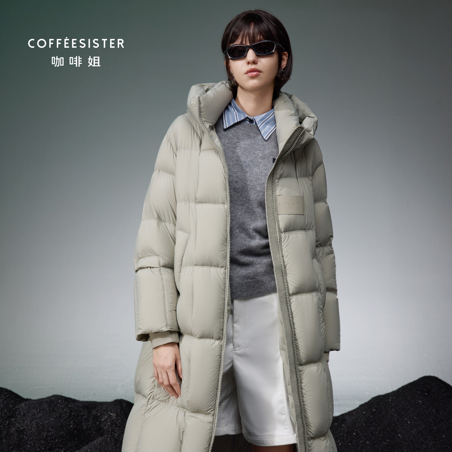 长款H型连帽鹅绒服ECAJD1881