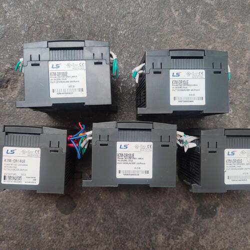 议价产电PLC，K7M-DR10UE，有4个，K7M-DR14U可维修