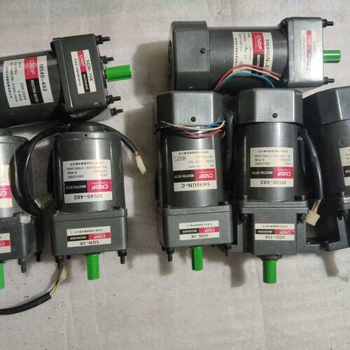 议价东方减速机电机，5GU-5K共两个，5GU-15K两个，5G可维修