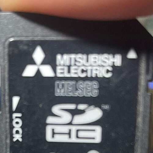 议价NZ1MEM-4GBSD，闪存卡，成色如图，可维修