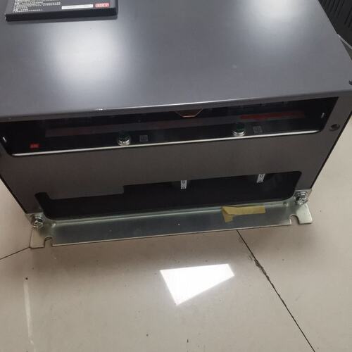 议价变频器FR-F740-55K-CHT1，，功能正可维修