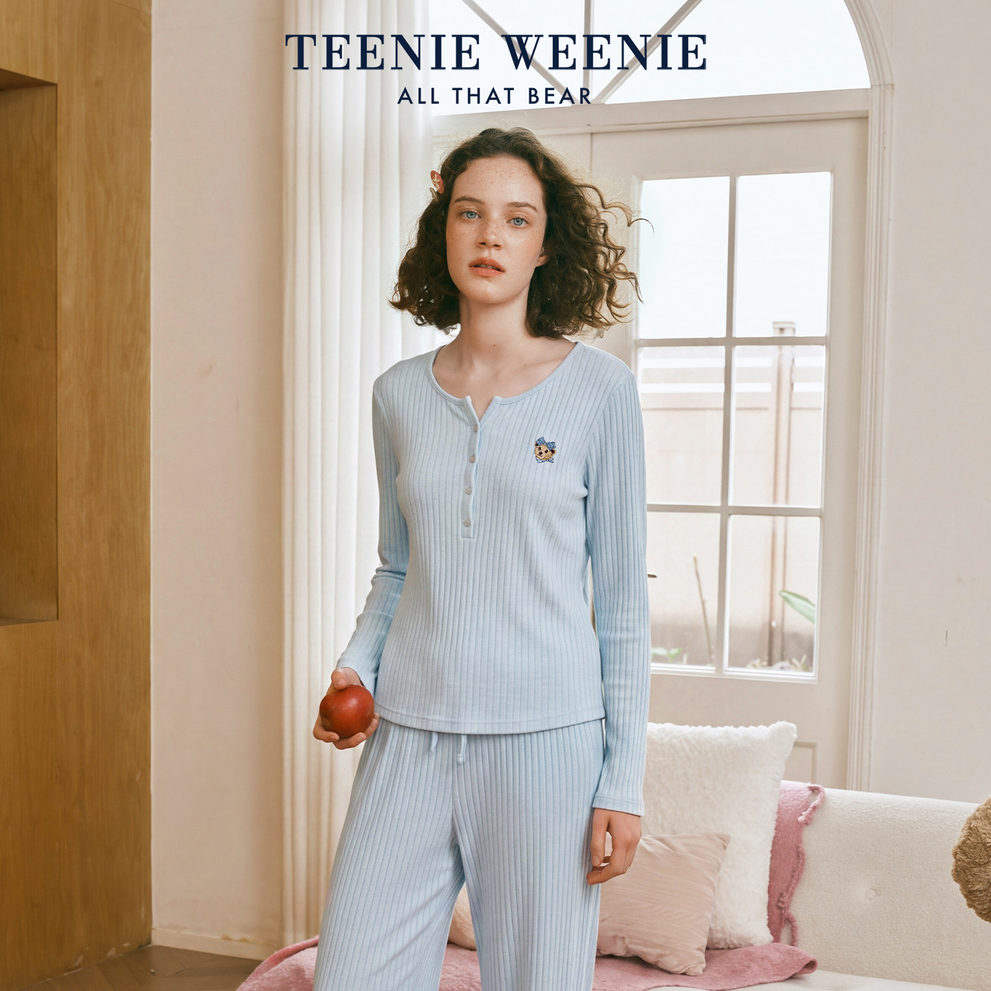 TeenieWeenie睡衣女款春秋季A类新款带胸垫可外穿长袖针织家居服