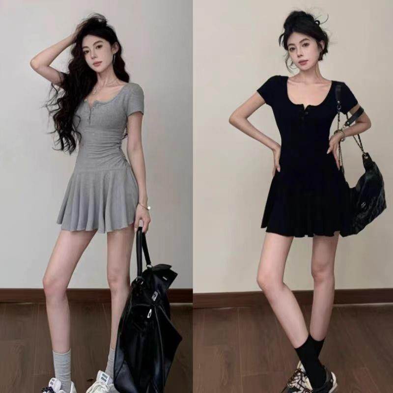 灰色u领短袖连衣裙女夏季小个子连衣裙