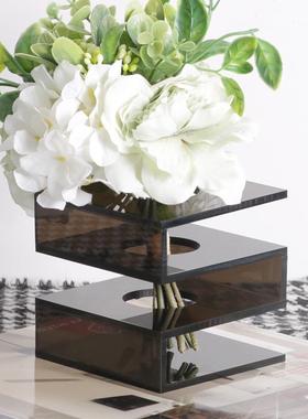 现代欧式轻奢S方形水晶花瓶客厅桌面插花器软高级设计师饰品摆件