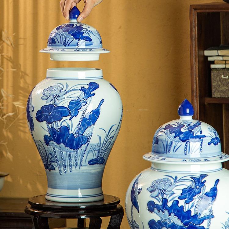 新中式手绘青花瓷花瓶陶瓷装饰摆件客厅电视柜玄关插花创意花器