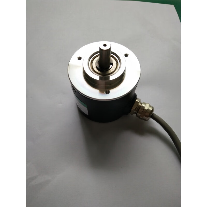 新品编码器ZSP5810-001C-2500BZ1-5L增量式光电TTL旋转编码器