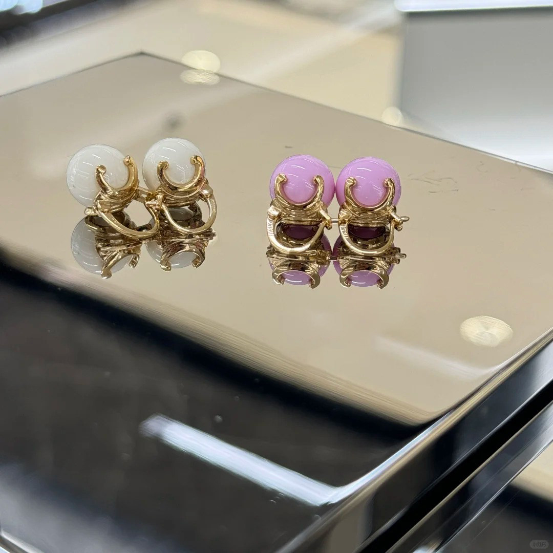 25新款凯旋门情人节糖果色耳环女高级感老钱风粉色白色珍珠耳钉女