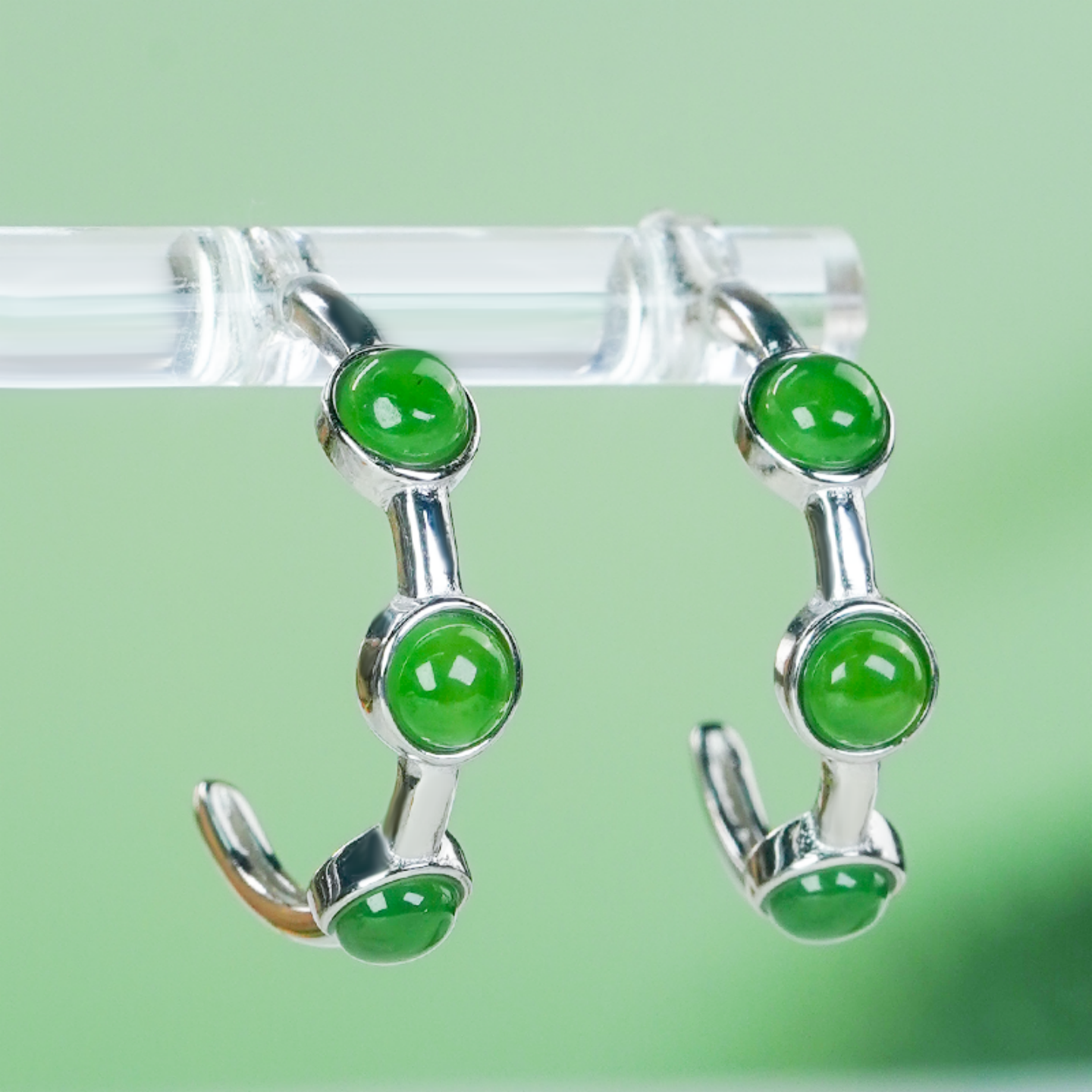 925银镶嵌天然和田玉耳钉碧玉蛋面耳饰时尚简约百搭款本命年礼物,珠宝/钻石/翡翠,耳饰,淘宝优惠券,粉丝福利购,淘宝优惠卷