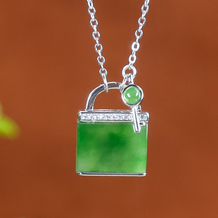 一生锁爱天然和田玉精致高级设计感和田玉碧玉银白色玉锁吊坠送礼