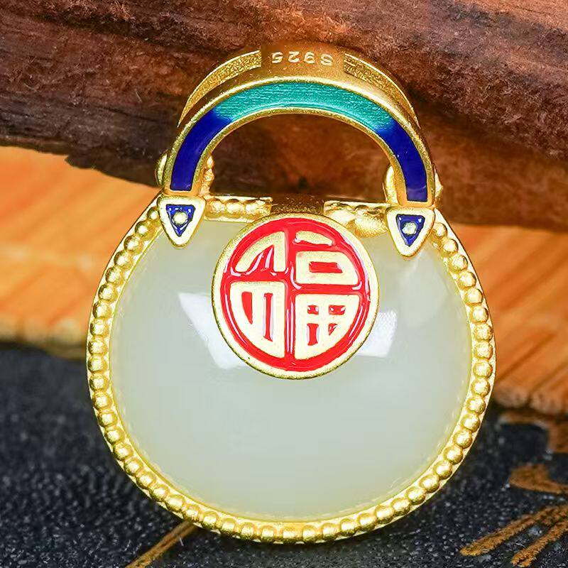 天然和田玉晴水色蛋面福袋吊坠银镶嵌新中式国风福字玉坠