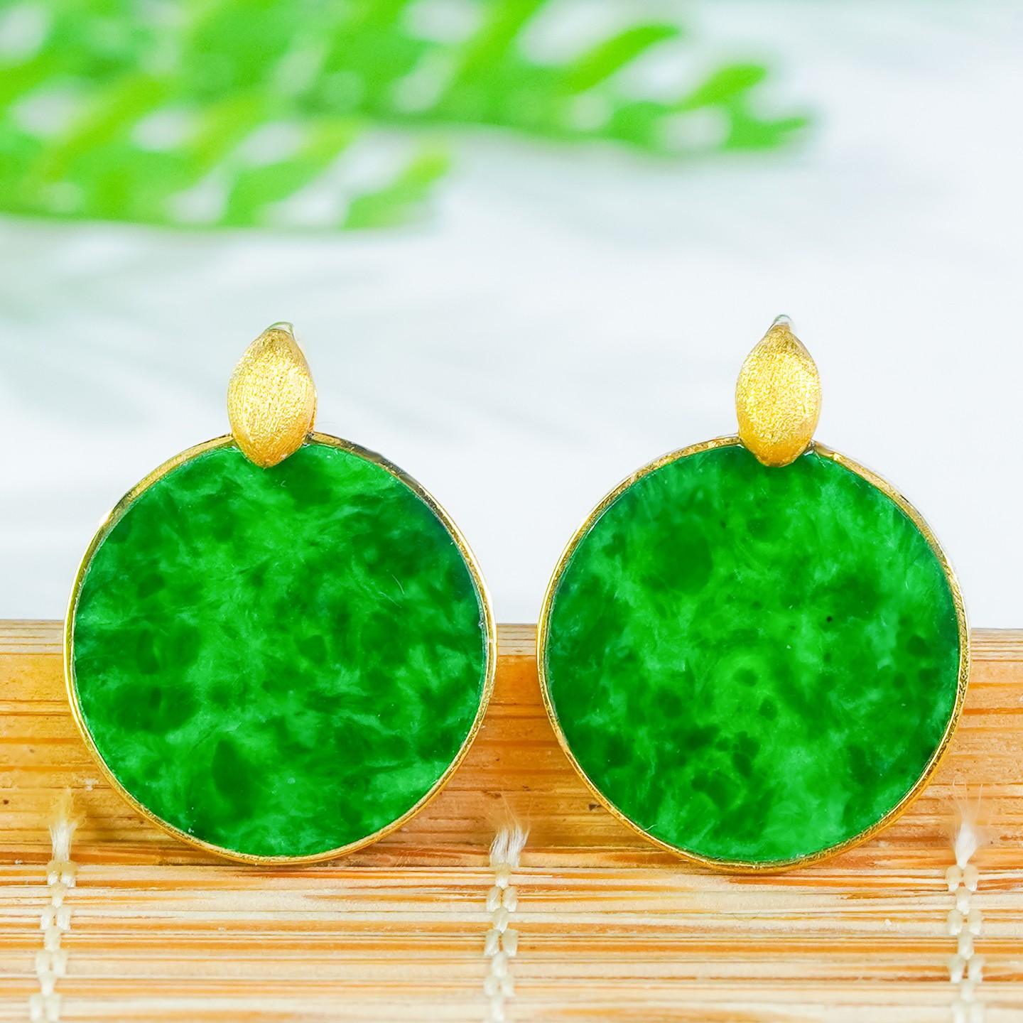 洛丽亚天然A货翡翠耳环18K金镶嵌经典简约满绿圆牌耳钩耳饰