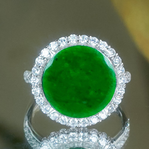 天然翡翠A货银镶嵌豪镶大气圆满冰辣绿龙石翡翠绿圆牌戒指