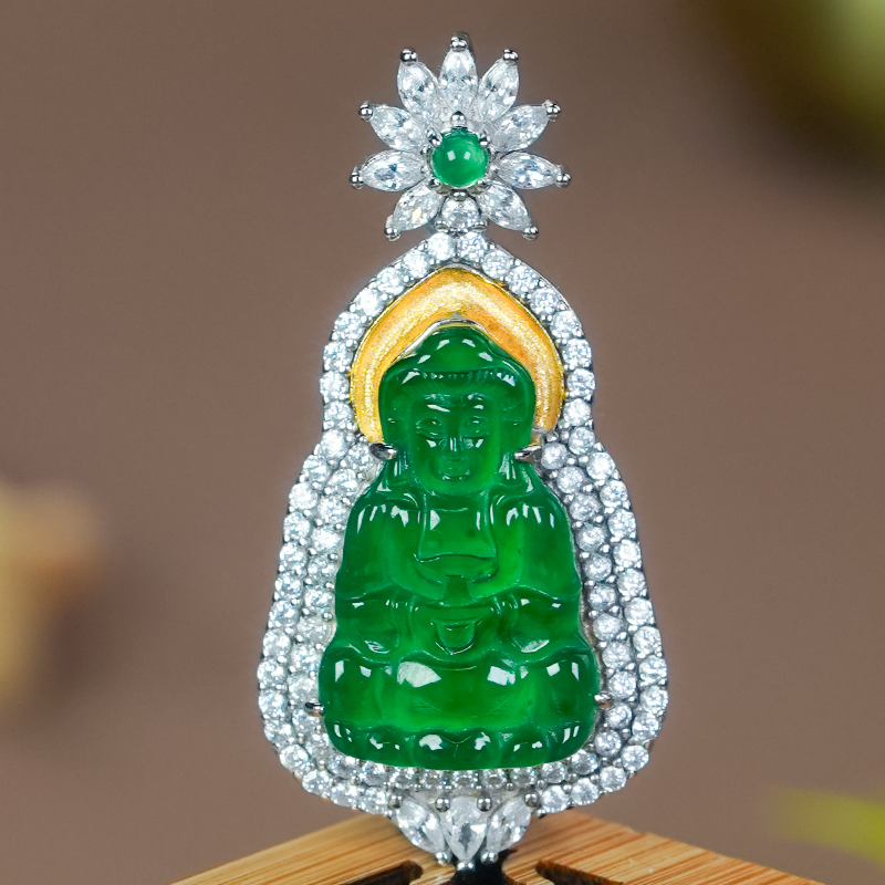 简约观音翡翠吊坠银镶嵌精致雕刻天然满绿冰辣绿翡翠项链