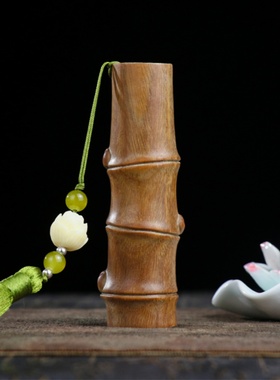 上升绿色檀香手工雕刻竹柄件的男人玩作为生日礼物的朋友，领导和