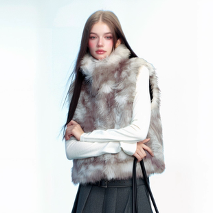 sureenough浪漫风仿狐狸毛环保皮草马甲女毛绒外套短款冬季