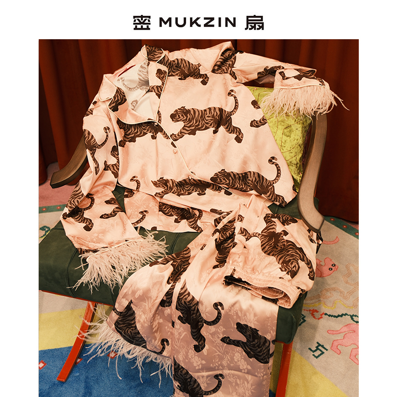 卧虎藏龙家居服密扇新中式