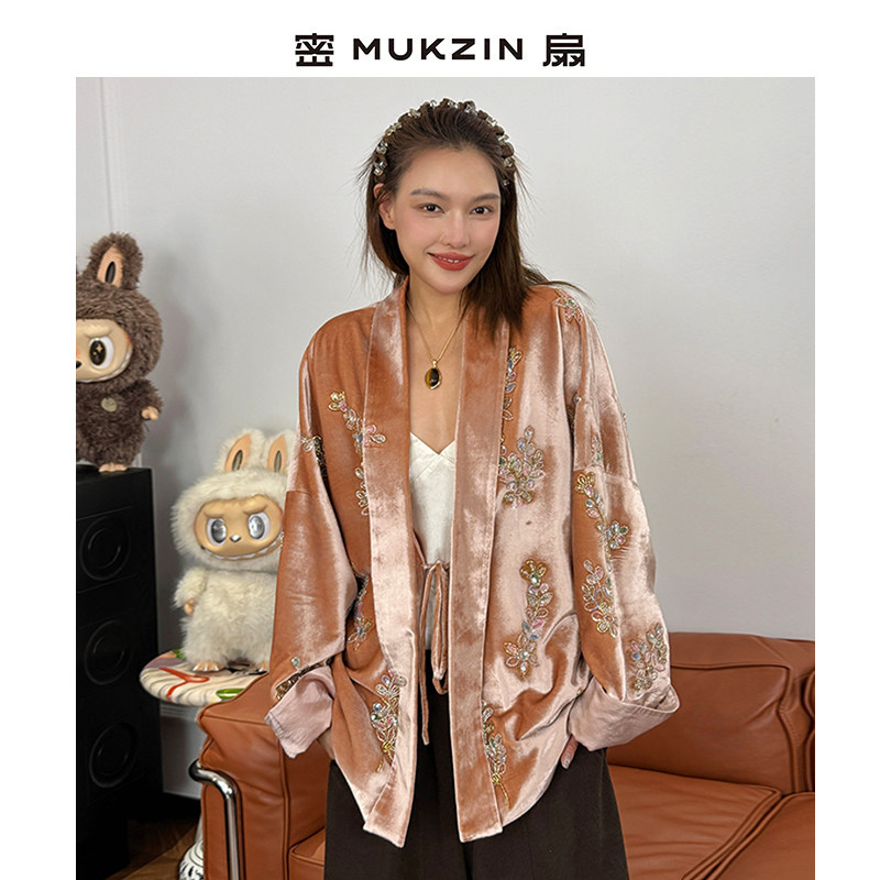 秋冬新款丝绒重工刺绣外套